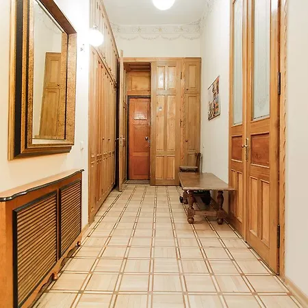 Mama Hostel *