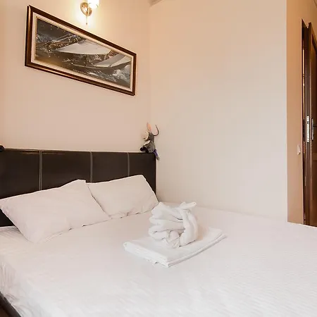 Mama Hostel